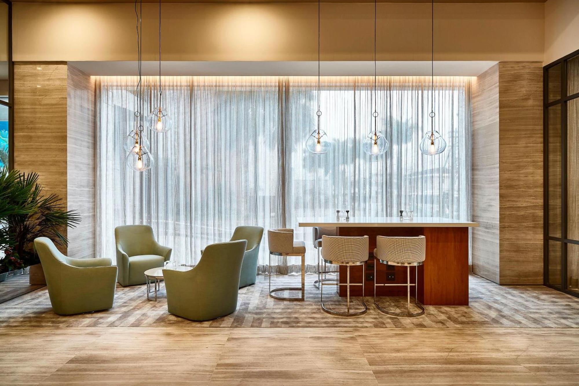 Sheraton Santos Hotel מראה חיצוני תמונה The lounge at the airport